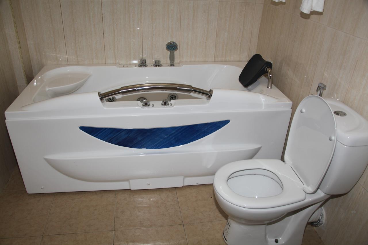 Merves Hotel Аруша Екстериор снимка