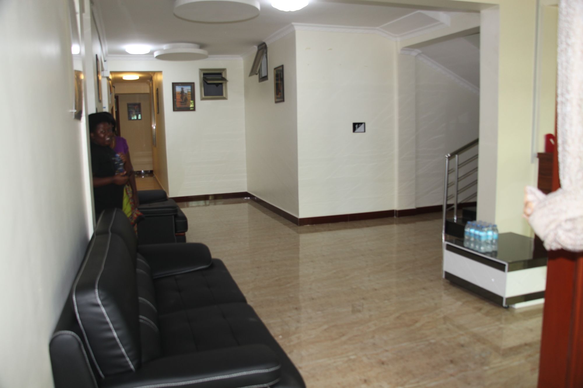 Merves Hotel Аруша Екстериор снимка