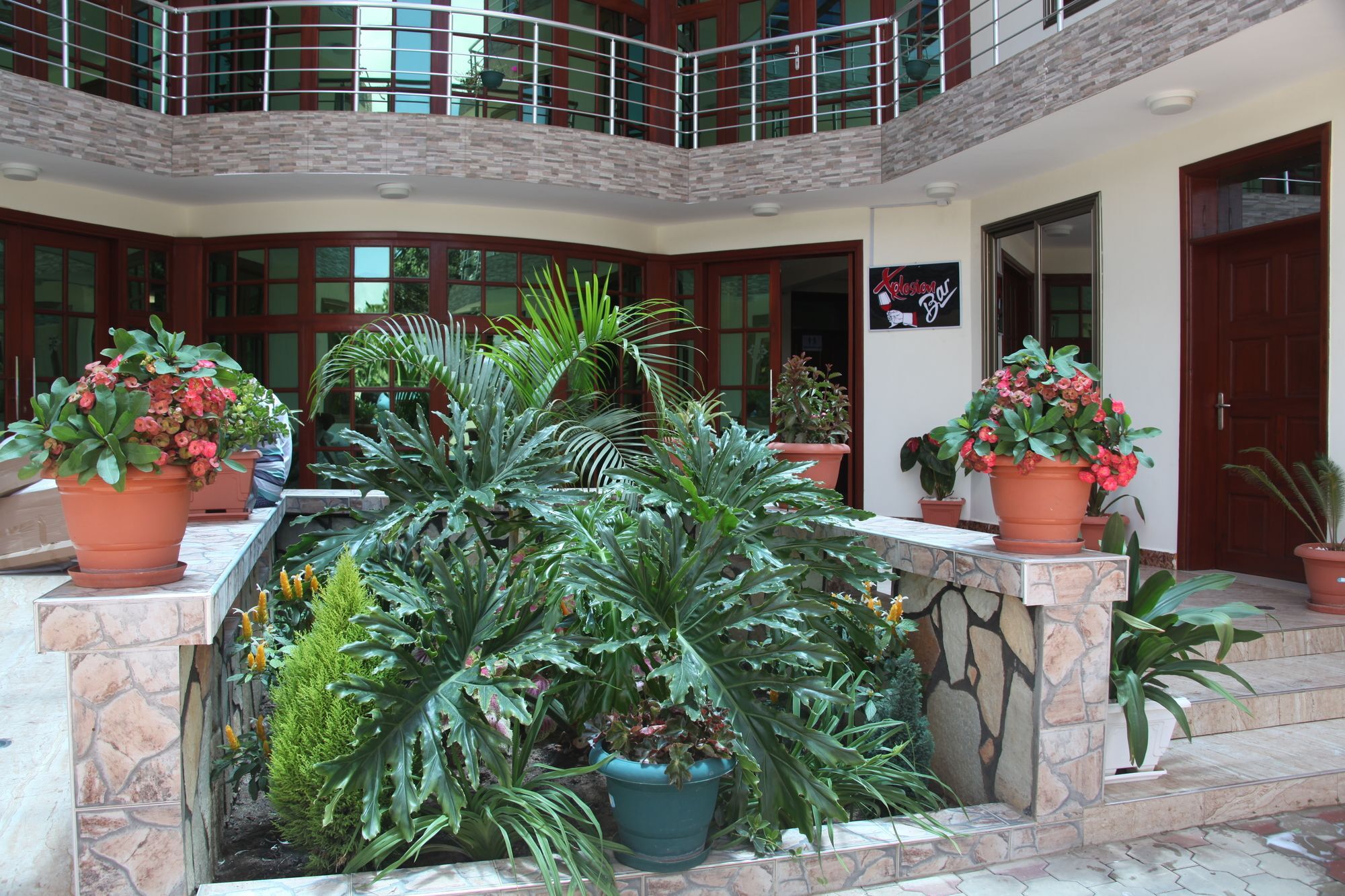 Merves Hotel Аруша Екстериор снимка